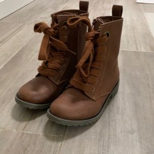 Cat & Jack girls boots